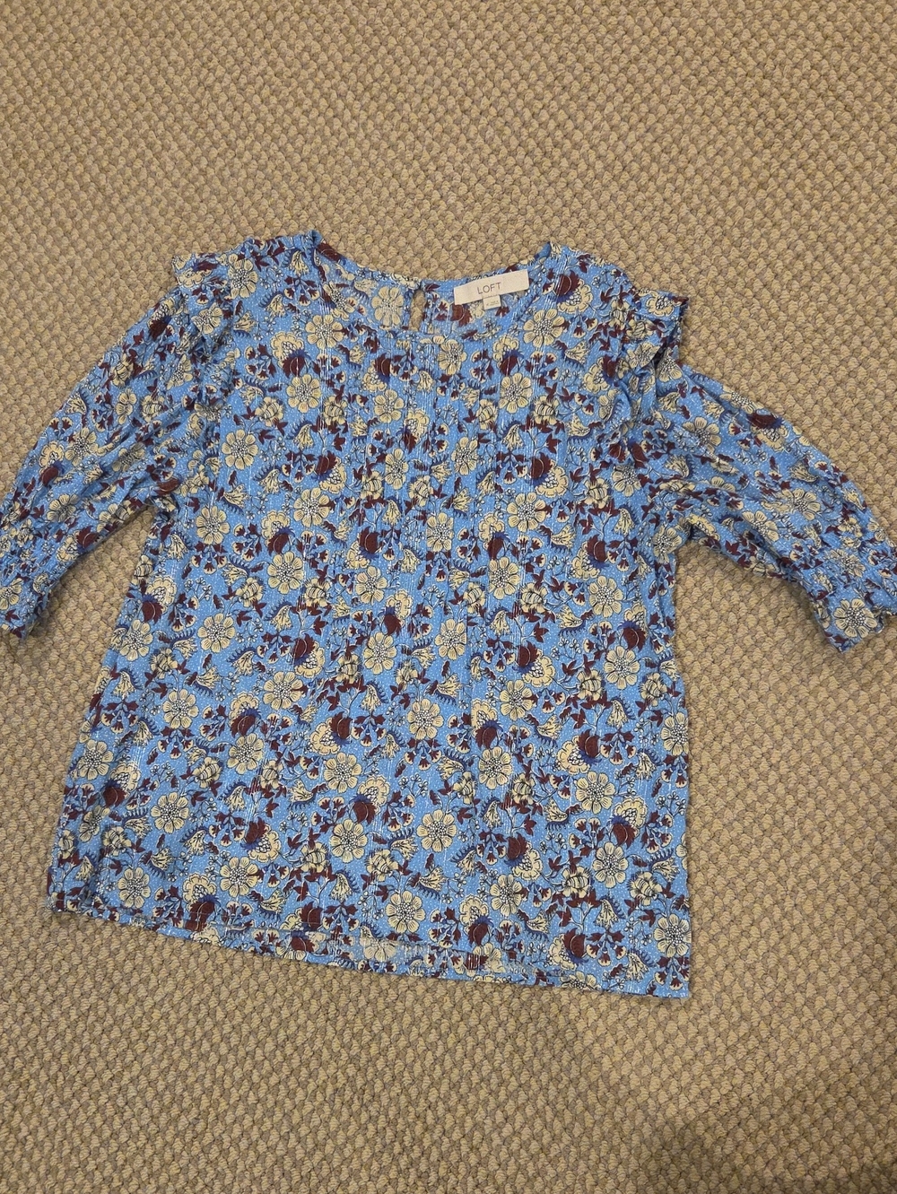 LOFT Light Blue/Brown Floral Ruffle-Shoulder Top w/ Silver Tinsel Sz M